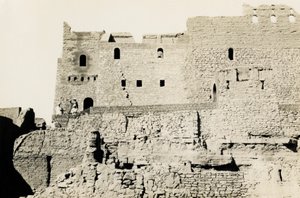 Klášter svatého Simeona po obnově, Asuán, Egypt, fotografie Ugo Monneret de Villard