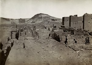 Klášter svatého Simeona, pohled z terasovitého území na jihozápad, Asuán, Egypt, fotografie Ugo Monneret de Villard od Ugo Monneret de Villard