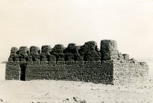 Ruiny kostela u řeky Nil, Adendan, Egypt, fotografie Ugo Monneret de Villard