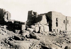 Ruiny na ostrově Bigeh, Egypt, fotografie Ugo Monneret de Villard od Ugo Monneret de Villard