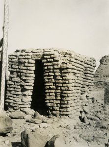 Hrobka na severní nekropoli, Kasr Ibrim, Egypt, fotografie Ugo Monneret de Villard od Ugo Monneret de Villard