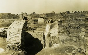 Trojlodní budova, al-Fustát, Egypt, fotografie Ugo Monneret de Villard od Ugo Monneret de Villard
