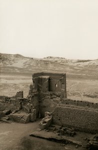 Západní věž kláštera svatého Simeona, Asuán, Egypt, fotografie Ugo Monneret de Villard od Ugo Monneret de Villard