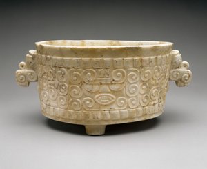 Stativová váza s ptačí rukojetí, Terminal Classic, 800-1000 (mramor) od Ulua Ulua