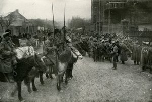 Kozácká hlídka a ruská pěchota, 1919. od Unbekannt