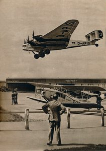 Německé dopravní letadlo Junkers přilétající na letiště Croydon, c1934 c1937 od Unbekannt