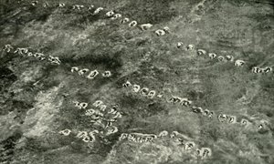Útok pěchoty přes zemi No Mans, 1919. od Unbekannt
