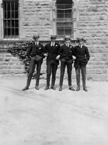 Skupina školáků nebo studentů, 1900-c1930 od Unbekannt