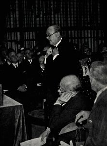 V projevu k francouzskému publiku, 24. září 1936, 1945. od Unbekannt