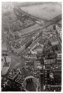 Letecký pohled na Trafalgar Square, Londýn, ze Zeppelinu, 1931 1933 od Unbekannt