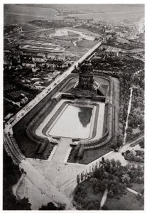 Letecký pohled na Volkerschlachtdenkmal, Lipsko, Německo, ze Zeppelinu, c1931 1933 od Unbekannt