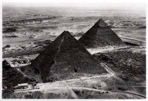 Letecký pohled na pyramidy v Gíze, Egypt, ze Zeppelinu, 1931 1933 od Unbekannt