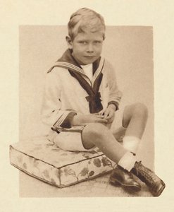 Náznak budoucí kariéry: Prince Albert v námořním obleku, c1900, 1937 od Unbekannt