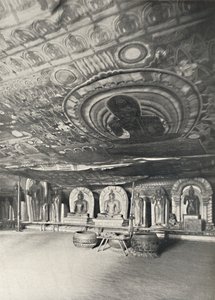 Aus den Felsentempeln von Dambulla, 1926 od Unbekannt