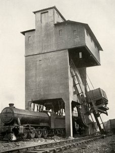 Automatické zauhlování na stanici Hornsey, Middlesex, 1935. od Unbekannt