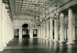 Míčovna, vládní dům, 1925. od Unbekannt