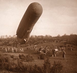Barrage ballon, Somme, severní Francie, c1914-c1918 od Unbekannt
