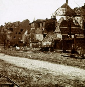 Vybombardované budovy, Nieuwpoort, Flandry, Belgie, c1914-c1918 od Unbekannt