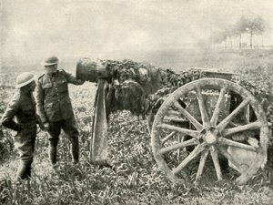 Britská Dummy Gun v poli k přilákání ohně Němců, 1919. od Unbekannt