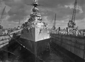 Britská bitevní loď HMS Malaya v plovoucím doku, Malta, c1937 od Unbekannt