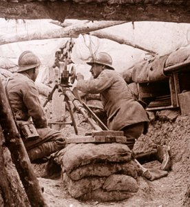 Maskovaný kulomet, c1914-c1918 od Unbekannt