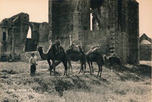 Karmelitánské a arménské kostely v Martinengo Bastion, Famagusta, Severní Kypr, 1936 od Unbekannt