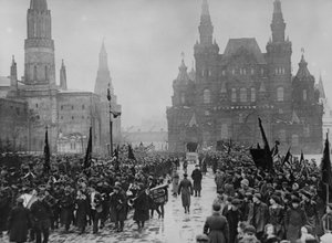 Oslavy u příležitosti 8. výročí Říjnové revoluce v Moskvě, 1925. od Unbekannt
