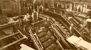 Stavba eskalátorů na Bank Station, Londýn, c1930. od Unbekannt