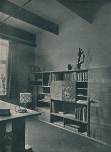 Roh knihovny navrhl Hans Hartl, c1927 od Unbekannt