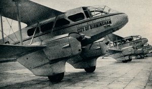 Letouny De Havilland DH89 používané na některých trasách železničních leteckých služeb, c1934 c1937 od Unbekannt