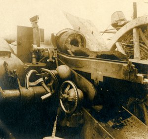 Zničené dělo, c1914-c1918 od Unbekannt