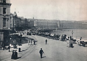 Douglas - Celkový pohled na promenádu, 1895 od Unbekannt