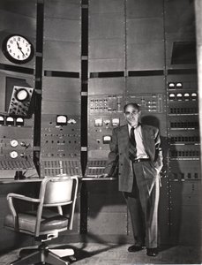Enrico Fermi, americký jaderný fyzik italského původu, c1942 od Unbekannt