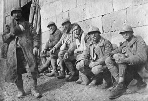 Evakuovaní Francouzi zraněni po bitvě u Plessis-de-Roye, Pikardie, Francie, 30. března 1918 od Unbekannt