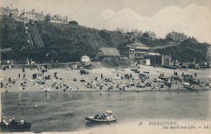 Folkestone. Pláž a výtahy, konec 19.-začátek 20. století od Unbekannt