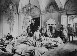Francouzi a Němci zraněni na zámku ve Francii, první světová válka, 1915 od Unbekannt