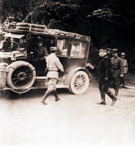 Francouzští důstojníci a vozidlo, c1914-c1918. od Unbekannt