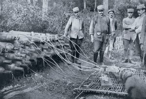 Francouzští vojáci s plynovými lahvemi, první světová válka, 1915 od Unbekannt