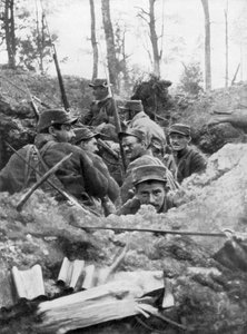 Francouzské jednotky v zákopovém systému Calonne, Francie, červenec 1915 od Unbekannt