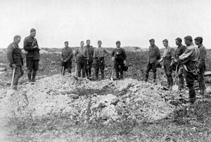 Pohřeb na západní frontě, první světová válka, 1916, c1920 od Unbekannt