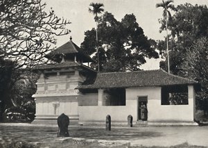 Gedige Vihara, Kandy Beispiel eines buddhistischen Tempels im Stile eines Hinduheiligtums, Dewale, od Unbekannt