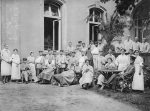 Německé sestry a pacienti, Frankfurt nad Mohanem, Německo, první světová válka, 1915 od Unbekannt