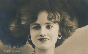 Gertie Millar, 1879-952, c1930. od Unbekannt