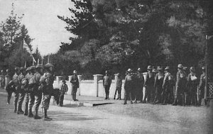 Grenadier Guards se svými novými klobouky uvolňující stráž v sídle Lorda Robertse, Pretoria, 1 od Unbekannt