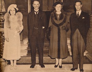 Znovu doma - Král, královna, s panem a paní Chamberlainovými, 1938, 1938 od Unbekannt