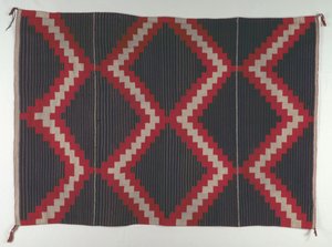 Koberec ve stylu Hubbell Revival s pruhy Moki Moqui, c. 1890-1910. od Unbekannt