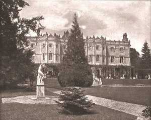 Hughenden Manor, High Wycombe, Buckinghamshire, 1894. od Unbekannt