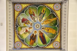 Hinduistický chrám Jalaram Prathana, Leicester. Stropní umělecké dílo. Bohové (včetně Ježíše Krista). Spojené království od Unbekannt
