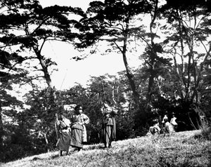 Japonské děti si hrají s luky, Korea, 1900 od Unbekannt