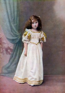 Lady Elizabeth Bowes-Lyon, šest let, 1906-1907 1923 od Unbekannt